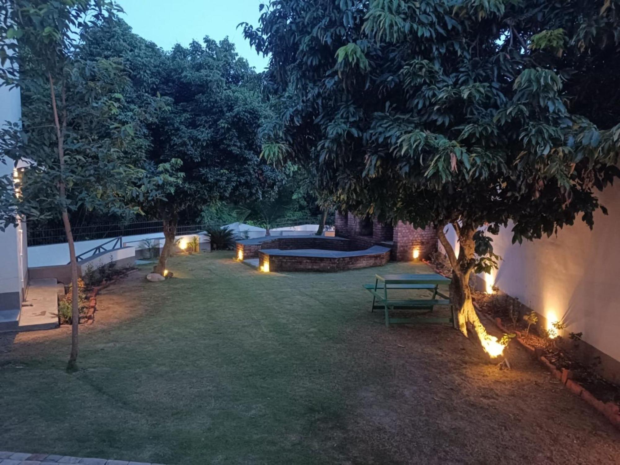Villa Sierra Sky - Exquisite Elegant 4 Bedroom Villa Dehradun Luaran gambar